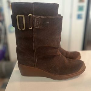 Sorel boots size 8.5